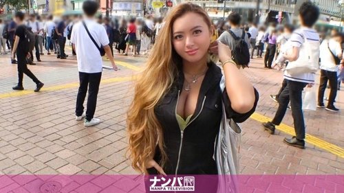 Blonde Sensuelle Séduit Après un Onahole Renversé