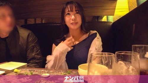 첫 촬영: 육덕진 마조히스트 미녀와 스폰서의 에로틱 게임