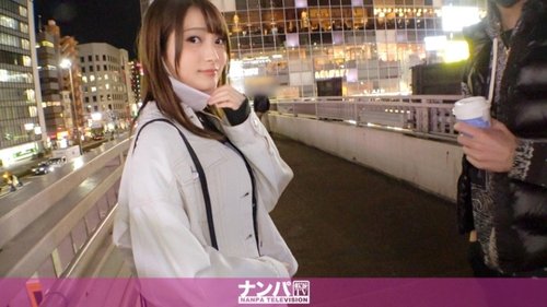 Naively Stripped: Beautiful Girl's First Shoot, Pleasure-Distorted Face