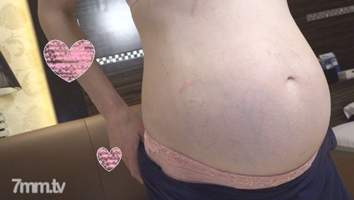 MILF mang thai tự quay không che - Lỗ lồn rậm lông quay cận cảnh