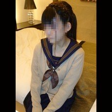 制服の日本人女子がおじさんと生セックス！夢のため中出し
