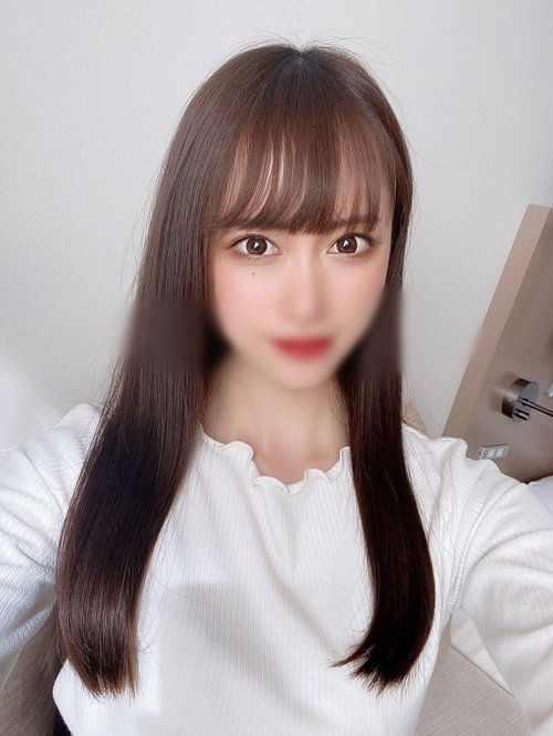 FC2 高品质无码潮吹：清纯美女私拍失控喷水