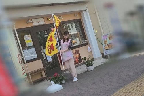Desperate Flood Owner Repeatedly Cummed In by Strangers to Get Pregnant