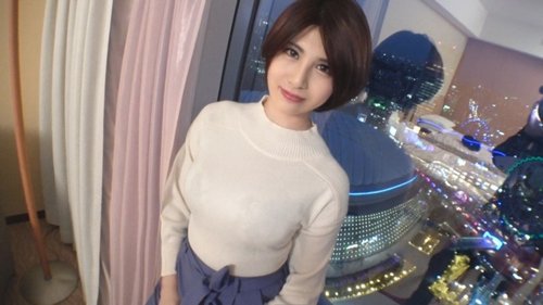 AV初體驗：豐滿女大學生渴望陰道高潮